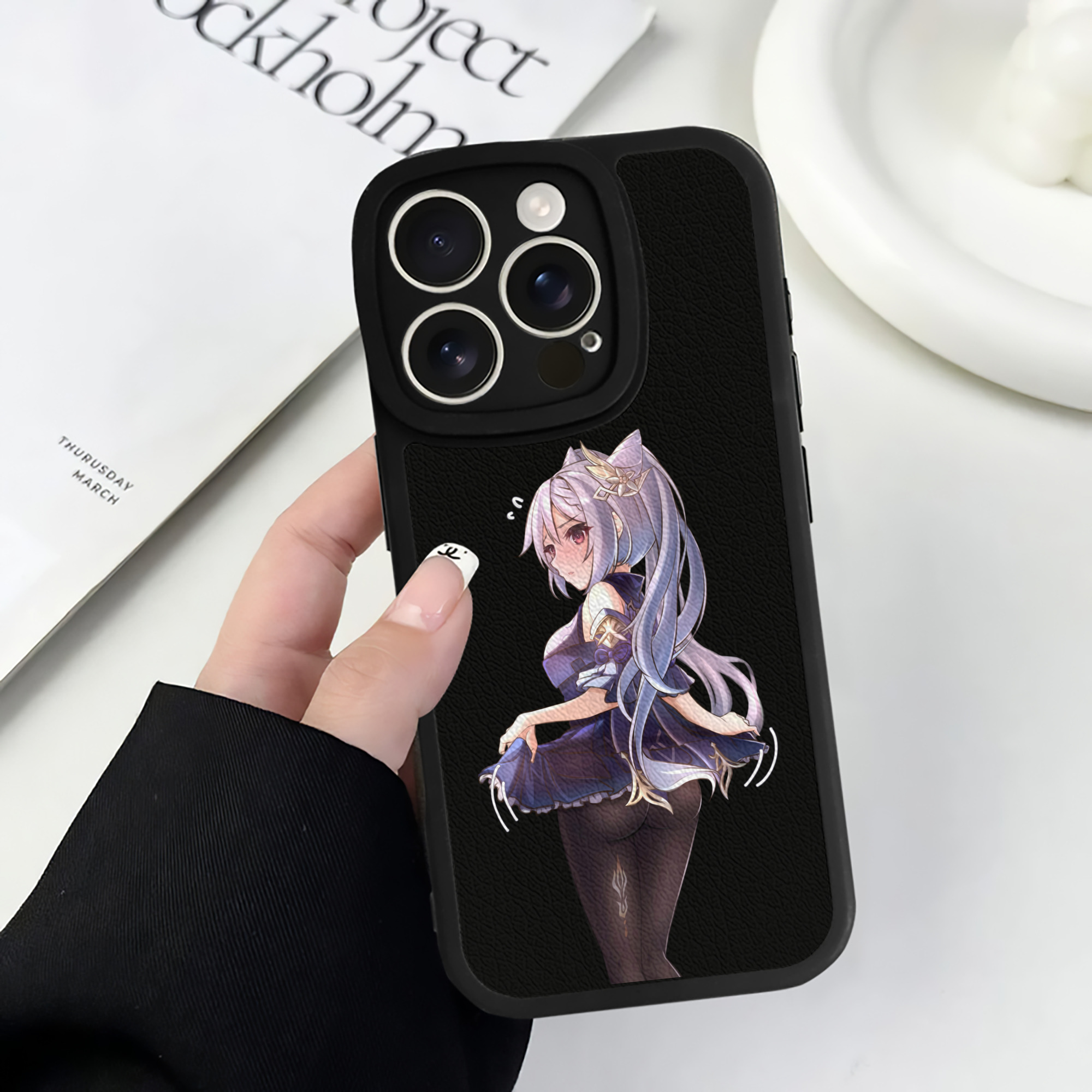 げんし神 刻晴 こくせい genshin Kokusei 【iPhone 16シリーズ対応】シリコンスマホケース（レザー調） 材質：シリコン